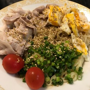 豚しゃぶ胡麻ダレの冷やし中華